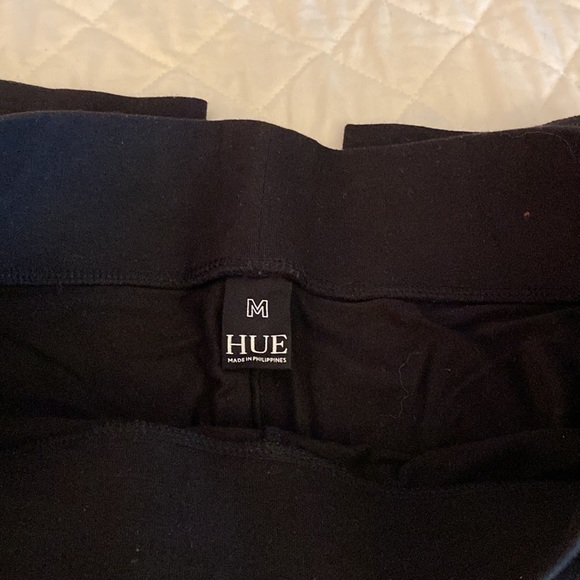 Two pairs Hue leggings. One Black and One Charcoal. Medium. - Picture 2 of 8